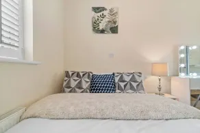 Cosy 3 bedroom spacious House - Zimmer