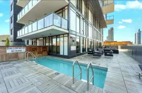 Luxurious Downtown condo with spectacular views - Pool