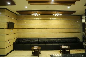 Hotel U.T.Elegance - Lobby