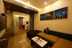 Golden Fruits Business Suites - Room
