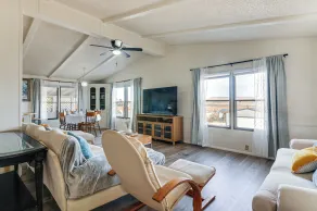3 Mi to Lake Powell! Desert Escape w/ Valley Views - Interni