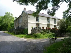 Ceridwen Glamping, double decker bus and Yurts - Lobby