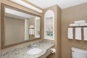Holiday Inn Express Hotel & Suites Hampton South-Seabrook by IHG - Bad