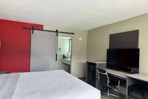 Ramada by Wyndham Cocoa - Chambre