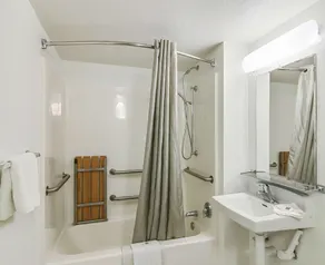 Motel 6-Buellton, CA - Solvang Area - Bathroom