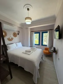 Blue Galley Guest house - Room