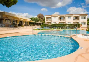 Apartamentos Sol Romántica by DOT Suites - Pool