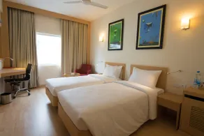 Red Fox by Lemon Tree Hotels, Tiruchirappalli Trichy - Room