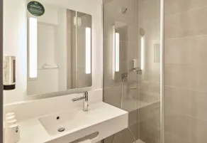 B&B HOTEL Meaux Nanteuil-lès-Meaux 3 étoiles - Salle de bain