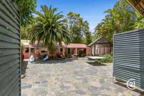 Dolphins Beach House - Hostel - Interior entrance