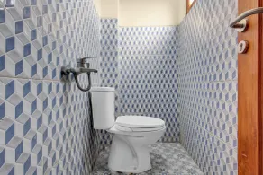 OYO 95019 Jeppi Homestay - Badeværelse