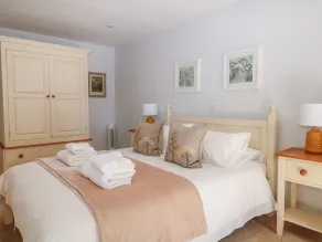 Badgers Sett - Room
