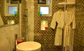 Orabella Villas & Suites - Bathroom