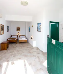 Pahivouni Studios & Suites - Quarto