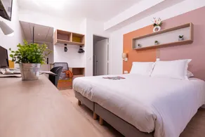 Apparthotel Privilodges Toulon Centre Gare - Room
