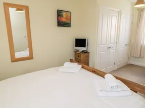 Blue Skye, 17 Talisker Walk - Room