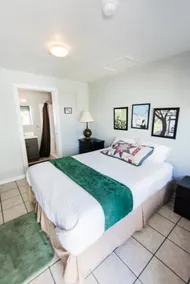Riverwalk Park Inn - Chambre