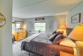 Lakefront Wisconsin Home w/ Boat Dock & Fire Pit! - Interiør