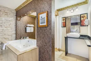 Days Inn by Wyndham Sylvan Lake - Salle de bain