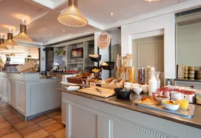 B&B HOTEL Calais Terminal Cité Europe 3 étoiles - Restaurant
