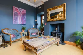 Jolyon's Boutique Hotel - Sitzecke in der Lobby