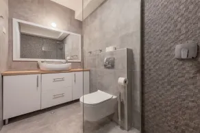 Aparthotel Plat - Badezimmer