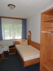 Hotel Garni zu Melchendorf - Værelse