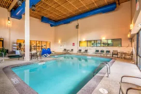 Comfort Inn &amp; Suites Ukiah Mendocino County - Piscine