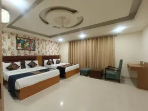 Hotel D'Capitol-Delhi Airport - Quarto