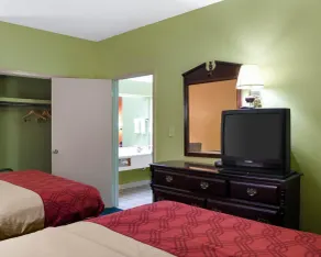 Econo Lodge Canton I-55 - Zimmer