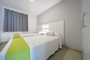 Apartamentos Con Mar - Rom
