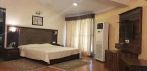 Kingfisher Tourist Resort, Ambala - Chambre