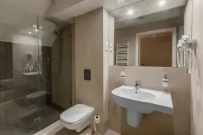 Hotel Rozbicki - Bathroom