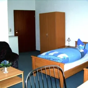 Hotel Zum Goldenen Löwen - Room
