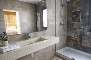 Lucero 12 - Bathroom