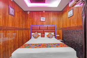 FabHotel Aditya Guest House 3 - Zimmer