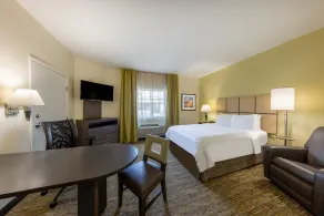 Candlewood Suites Springfield-Medical District by IHG - Zimmer