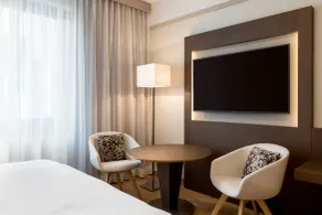 AC Hotel by Marriott Wroclaw - Room