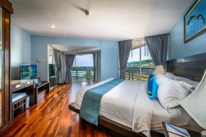 Andaman Beach Suites Hotel, Patong Phuket - Chambre