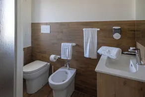 Elysium Guest House - Badrum
