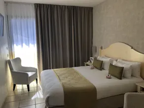 Sure Hotel by Best Western Gemenos en Provence - Rom