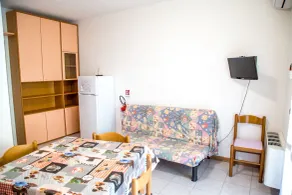 Family flat with two private courtyards - Værelse