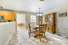9 Mi to Belton Lake: Home w/ Large Yard Space! - Interior