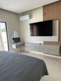 Modern 2BR Villa with Private Pool, Starlink WiFi, Security, Near Macao Beach - Room