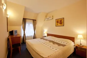 Hotel Cheap - Smart choice - Great value - Rum