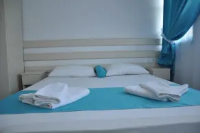 Hotel Nisa - Quarto