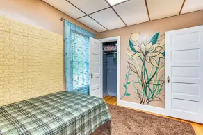 1 Mi to Dtwn: Colorful Binghamton Home - Innvendig