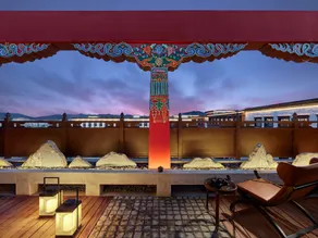 Hilton Shigatse - View from room