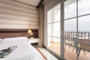 Hotel Abades Benacazon - Room