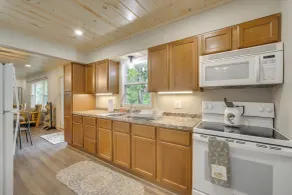 Waterfront Stay w/ Dock & Views on Minong Flowage - Interiør
